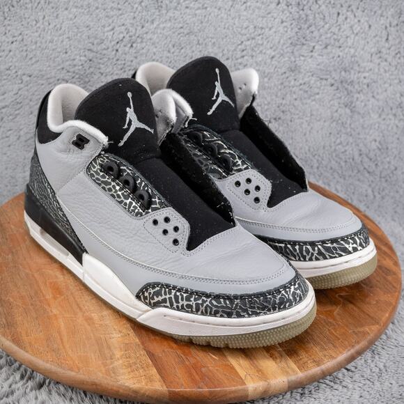 Size 11.5 - Jordan 3 Retro Wolf Grey 2014 - Picture 1 of 11